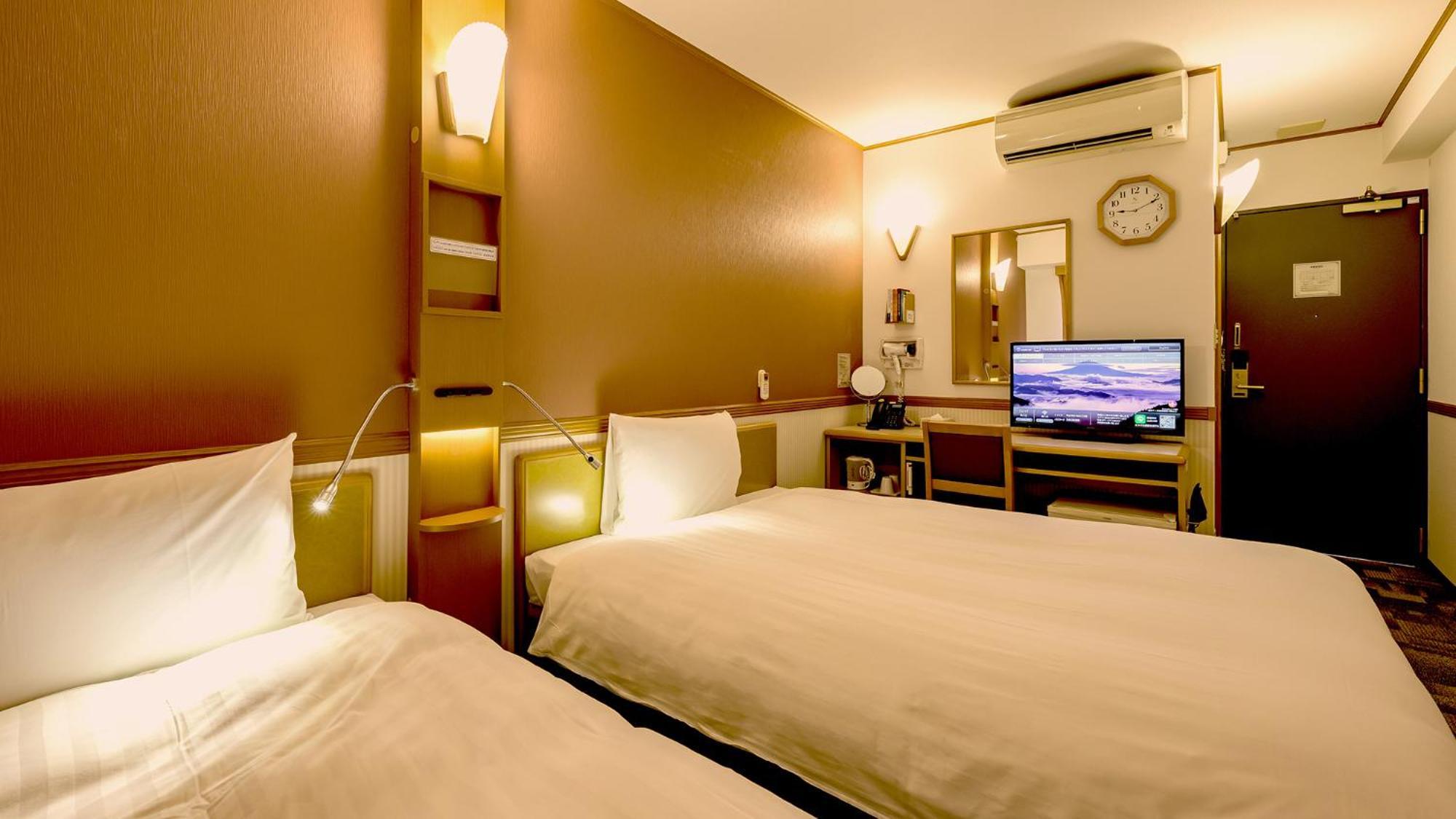 Toyoko Inn Takasaki Eki Nishi Guchi No 2 客房 照片