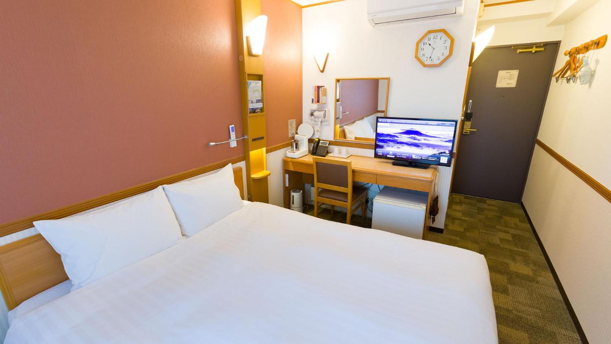Toyoko Inn Takasaki Eki Nishi Guchi No 2 客房 照片