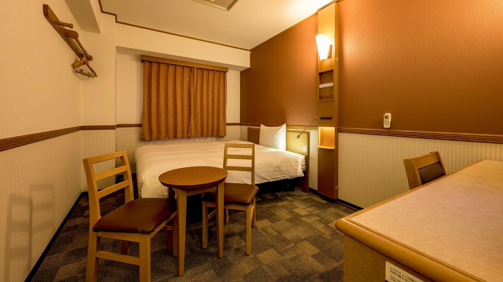 Toyoko Inn Takasaki Eki Nishi Guchi No 2 客房 照片