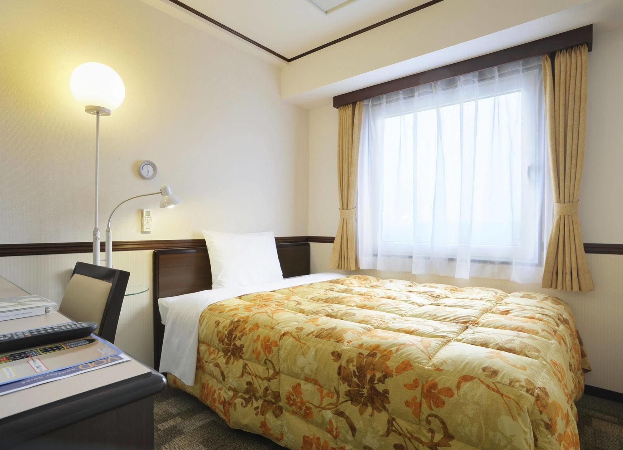 Toyoko Inn Takasaki Eki Nishi Guchi No 2 外观 照片